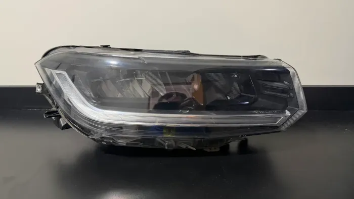 Farol de T-Cross