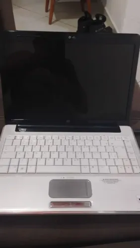 Notebook HP Pavilion dv4, Windows 10, funcionando, ideal para estudos e internet.