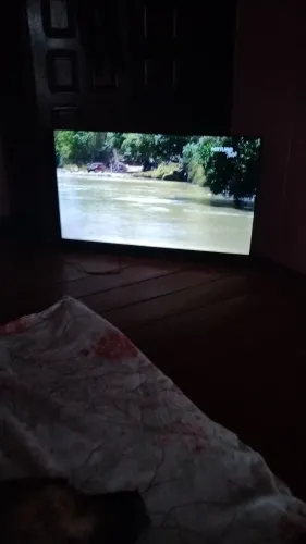 Tv semi nova