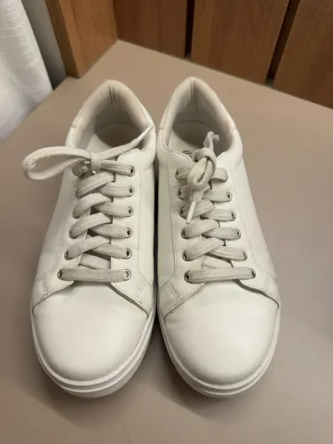 Tênis feminino branco Santa Lolla