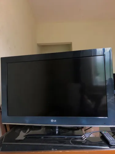 TV LG 32 Polegadas Modelo 32LD350 - Ótimo Estado