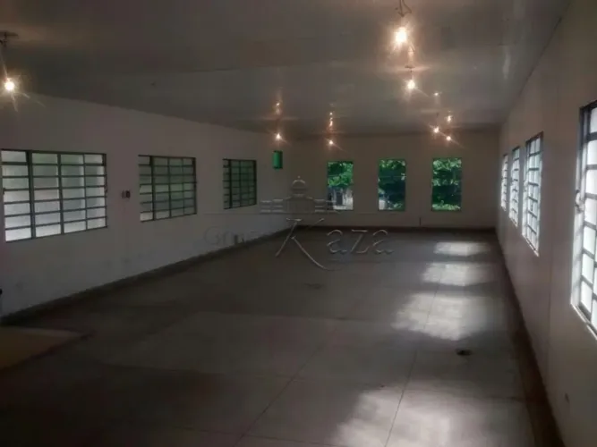 Oportunidade - Prédio Comercial - Chácaras Reunidas - 600m².