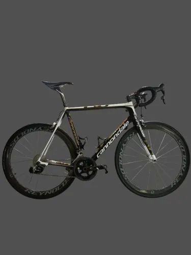 Bicicleta Cannondale Supersix Evo tamanho 58 com Sram E-Tap de 11 veolidades