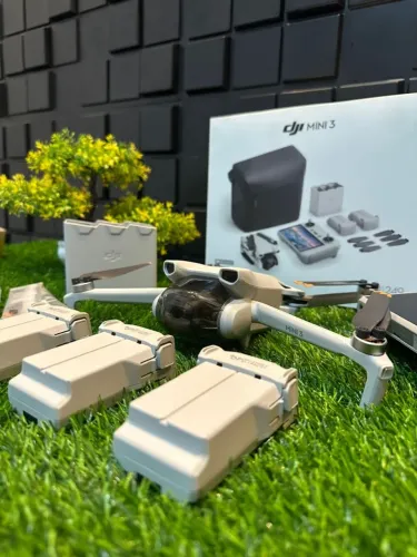 Drone Dji Mini 3 Fly More Combo Completo com Tela