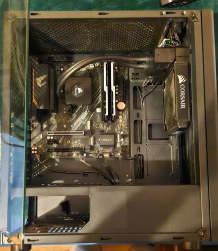 Kit Gamer Ryzen 5 5600X + B550M Aorus Elite + 16GB RAM + Water Cooler