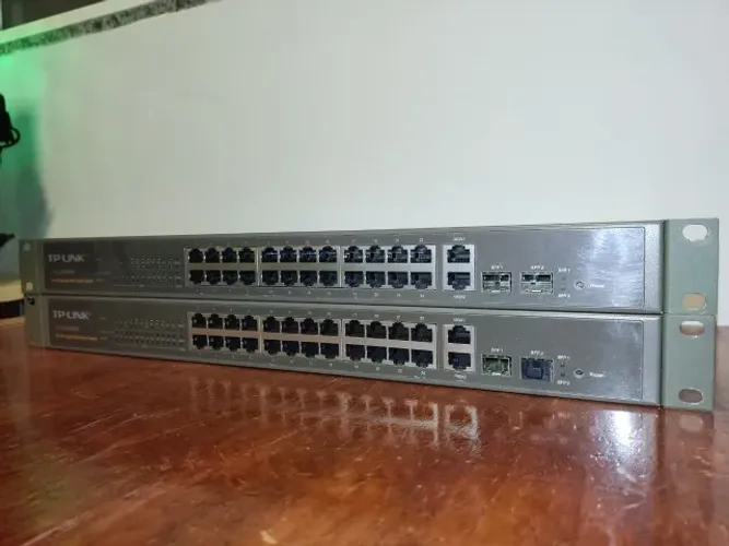 Switch 24 portas com fibra