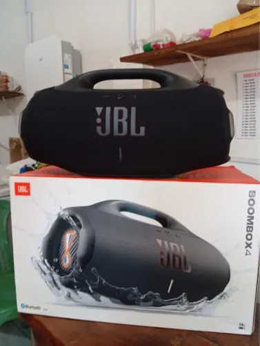 Vendo caixa JBL nova com nota fiscal