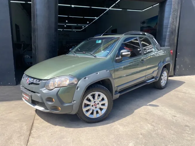 Fiat Strada Adventure1.8/ 1.8 Locker Flex CD 2015