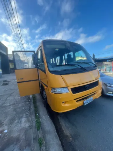 MICROÔNIBUS A VENDA