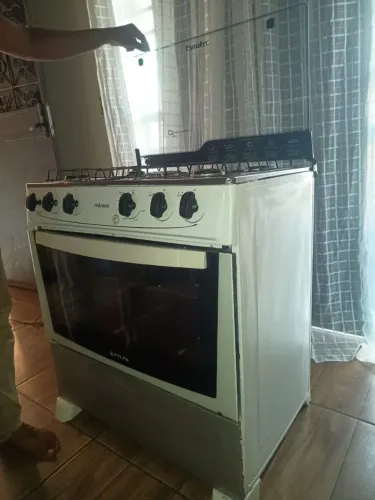 Fogão 5 bocas elétrico