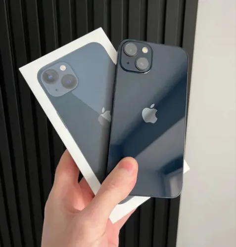 iPhone 13 Com CAIXA/ 128 Gigas - Semi Novo