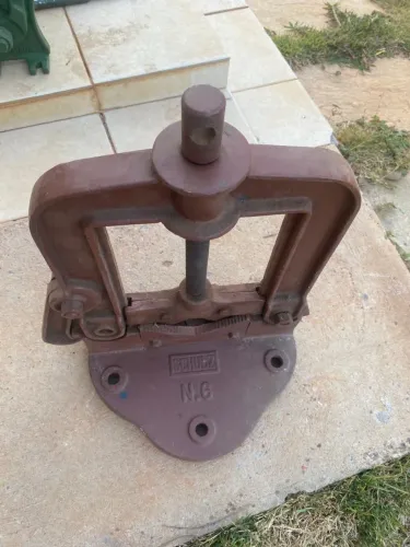 Morsa / Torno para encanador N6 Schulz