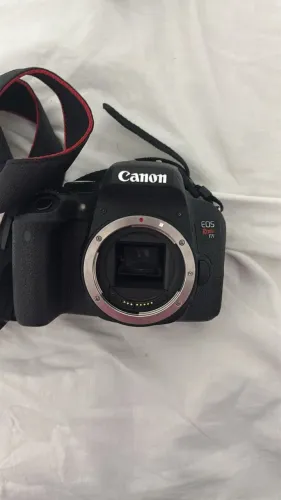 Câmera Cânon T7i