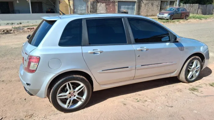Fiat Stilo Dualogic 1.8 Sporting Flex 8V 5P 2008