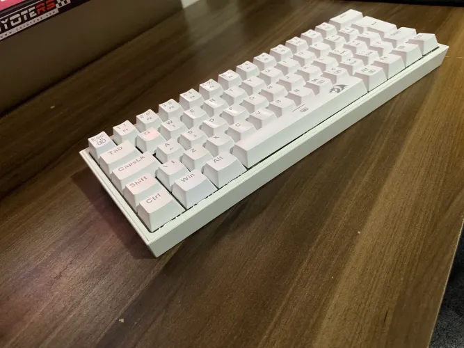 Teclado Redragon Fizz 60% Switch Brown