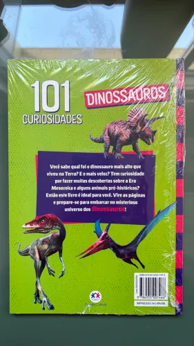 Livro 101 curiosidades sobre dinossauros