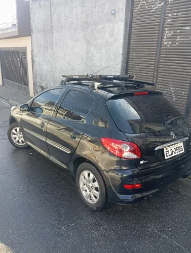 Peugeot 207 XR Sport 1.4 Flex 8V 5P 2012