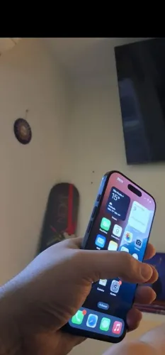IPhone 16 Pro 256GB - Único dono + nota fiscal + carregador