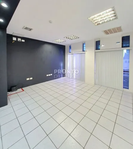 Sala/Conjunto Comercial em Ilha do Leite