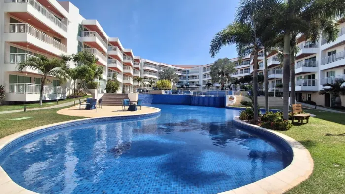 Apartamento no Porto das Dunas com lazer completo a poucos passos do Beach Park!