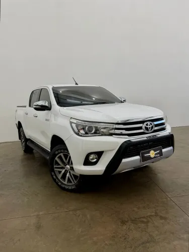 Toyota Hilux CD SRV 4X4 2.8 TDI Diesel Aut. 2017