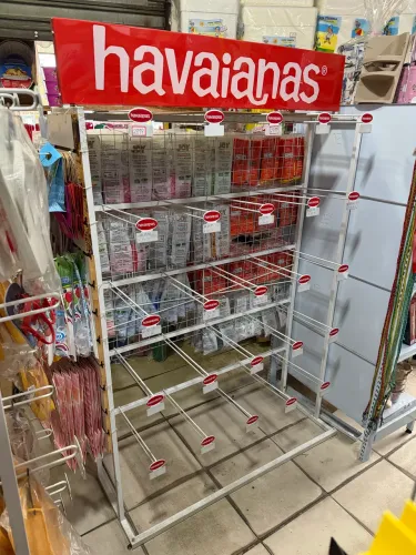 Expositor de havaianas 25 ganchos