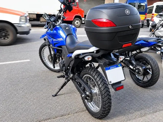 YAMAHA LANDER 2022 250 CC À VENDA