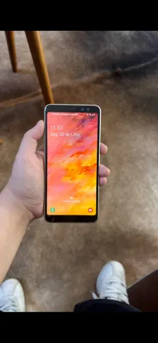 Samsung A8