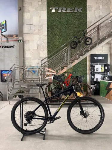 BICICLETA USADA SPECIALIZED EPIC HT M