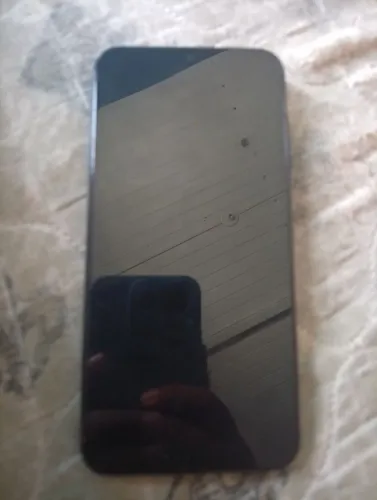 Me dê um celular