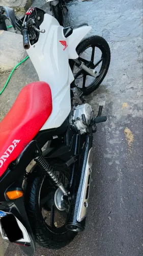 VENDO POP 110i PRA QUEM BUSCA CUSTO BENEFÍCIO, PRONTA PRA TRANSFERIR, ÚNICO DONO