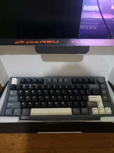Teclado mecânico Dareu Flex 75