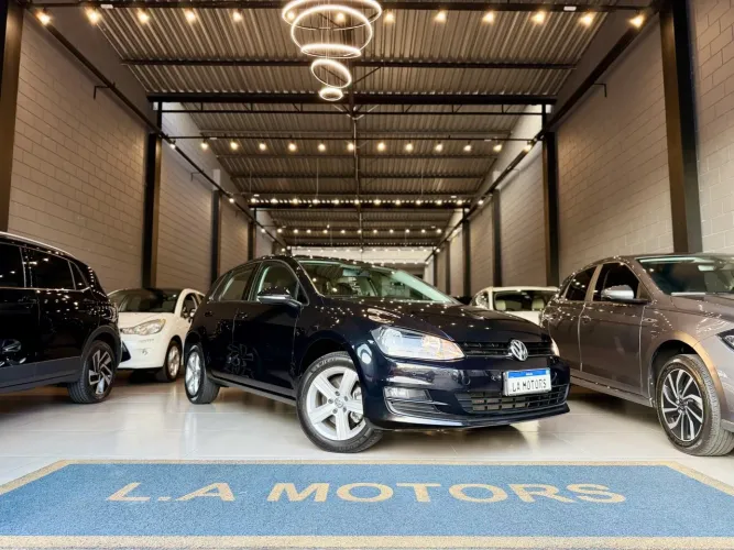 Volkswagen Golf Comfortline 1.0 TSI Total Flex Mec. 2017