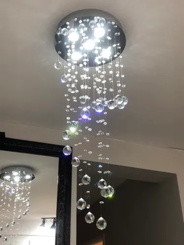 Lustre pingo d?agua