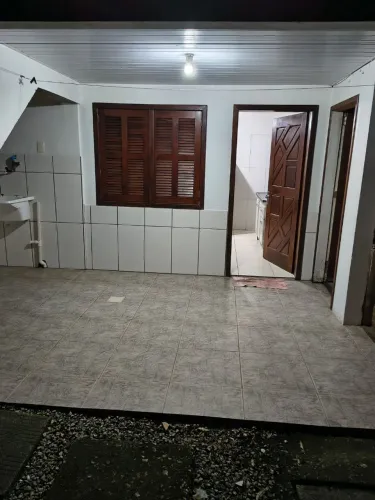 Alugo kitnet ANUAL, semi mobilida para 1 pessoa ou casal