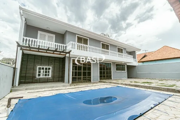 Casa de Alto Padrão à Venda no Jardim das Américas, Curitiba