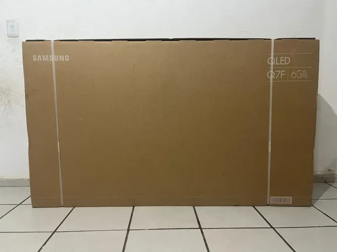 TV Samsung QLED 65 polegadas nova lacrada com nota fiscal 