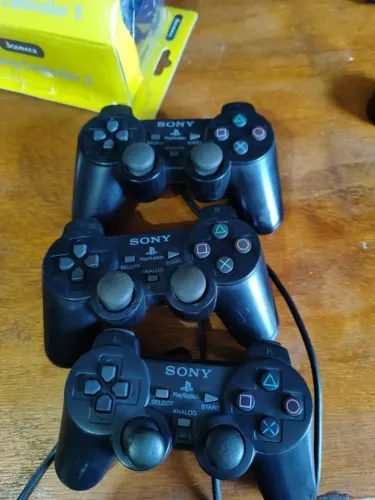 3 CONTROLES DE PS2 ORIGINAIS - COM DETALHES