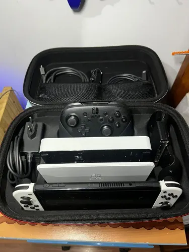 Nintendo Switch Oled Desbloqueado COMPLETO