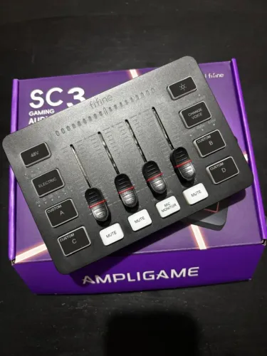 Mixer de Audio Fifine SC3