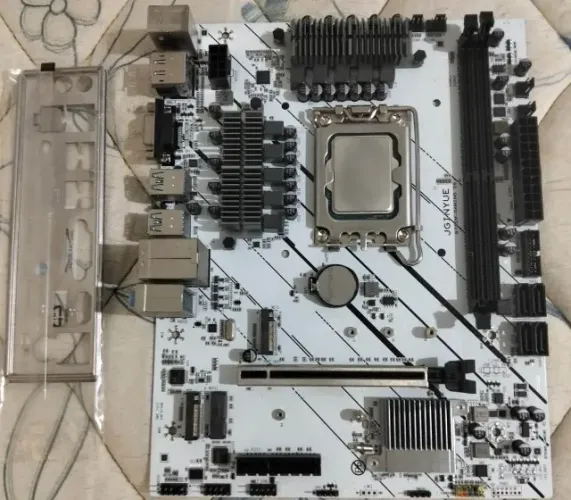 KIT INTEL DDR5 CORE I5 + PLACA MÃE B760M