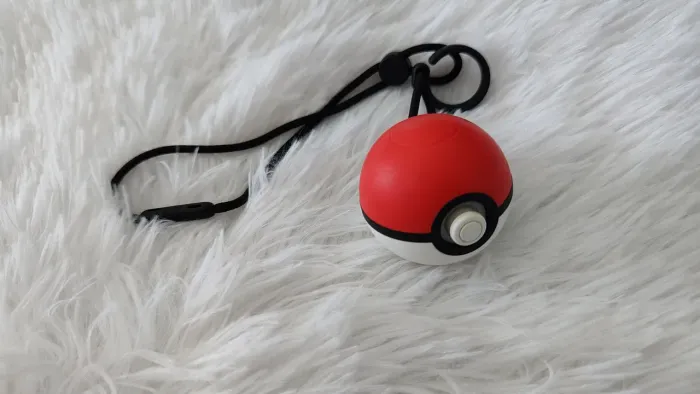 Pokéball Plus Original com cabo de carregamento original