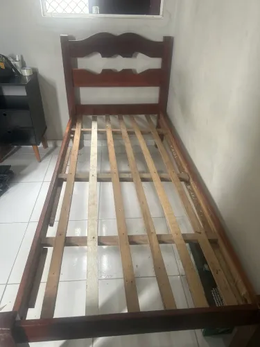 Cama solteiro com colchão