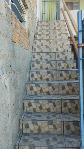 Alugo casa Pque. Dos Príncipes 