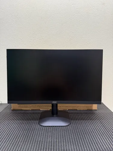 Monitor AOC 21.5 Polegadas 120Hz Full HD VA 1ms HDMI/VGA