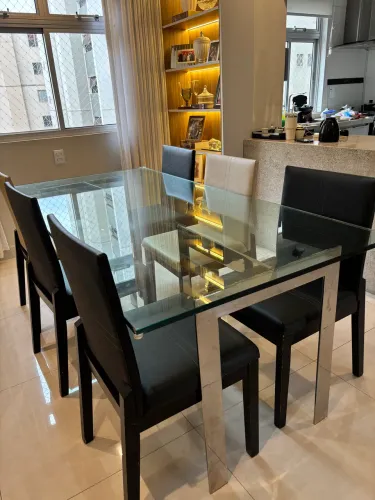 Mesa de jantar 6 cadeiras