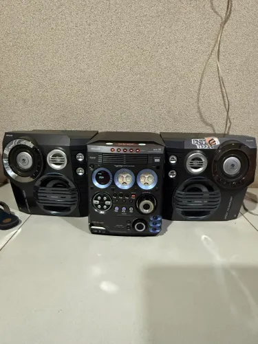 Som antigo Philips 7500w (500 rms)