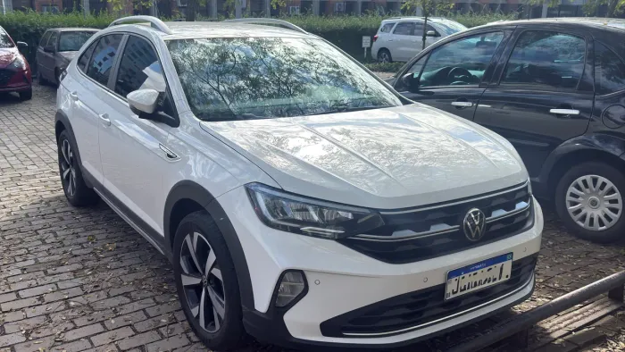 Volkswagen Nivus Highline 1.0 200 TSI Flex AUT 2023