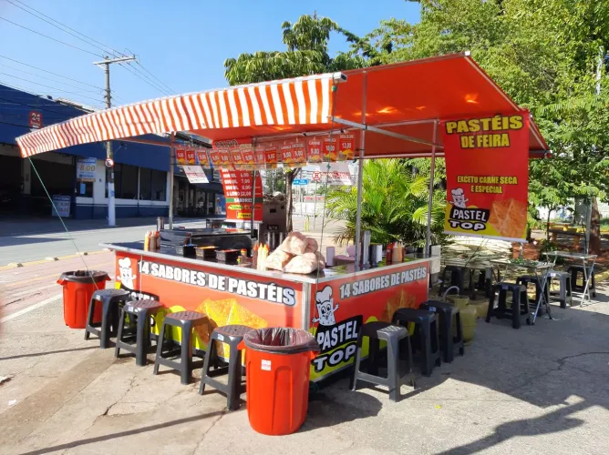 Atendente para Barraca de Pastel