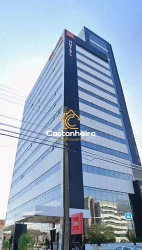 Sala comercial 50m² = (25m² + 25m² de mezanino) - Centro